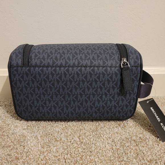 Michael Kors Cooper Logo Toiletry Kit Admiral Blue - Picture 5 of 5